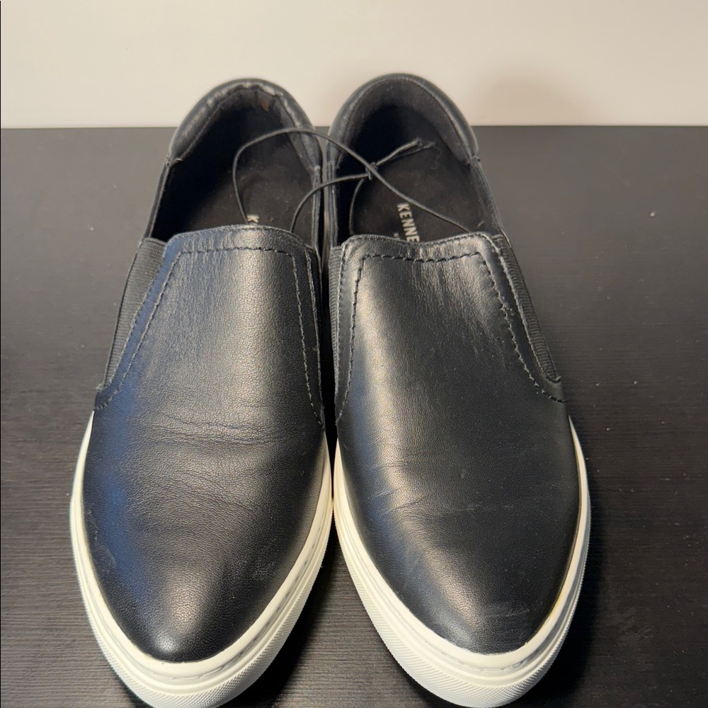 Kenneth Cole Black Leather Mariel Slip-On Loafers